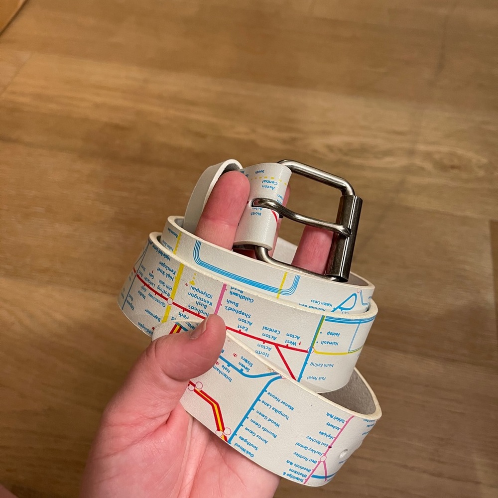 Subway belt